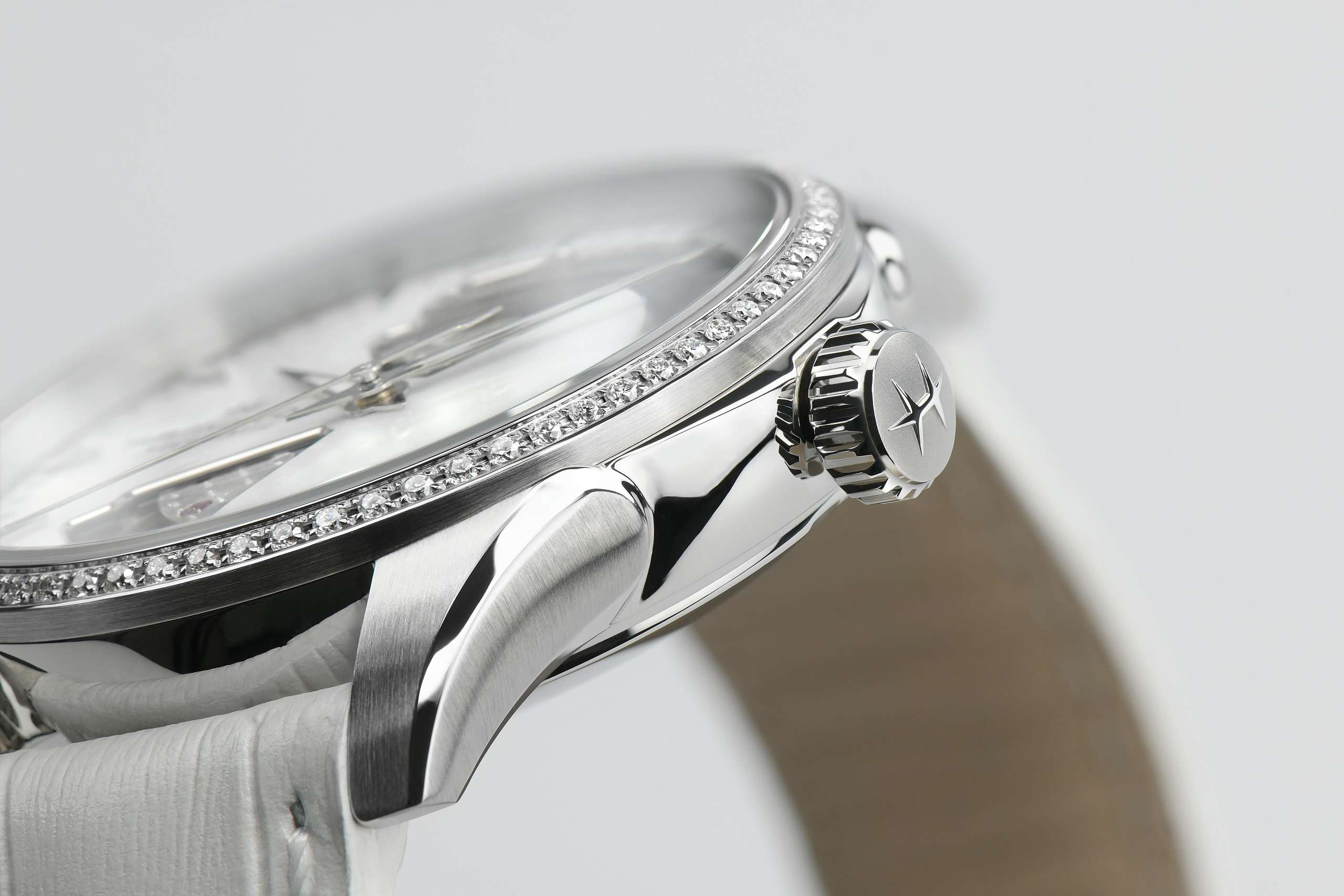Hamilton Jazzmaster Open Heart Lady – Bild 4