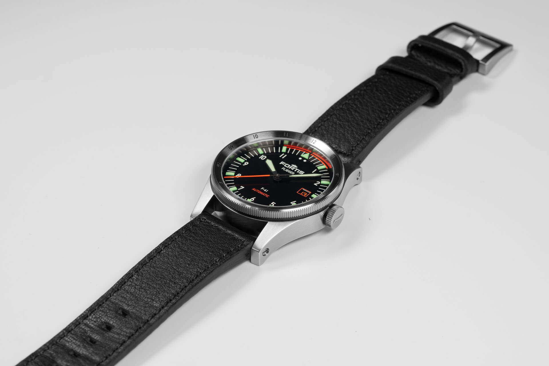 Fortis Flieger F-41 auf Lederband – Bild 3
