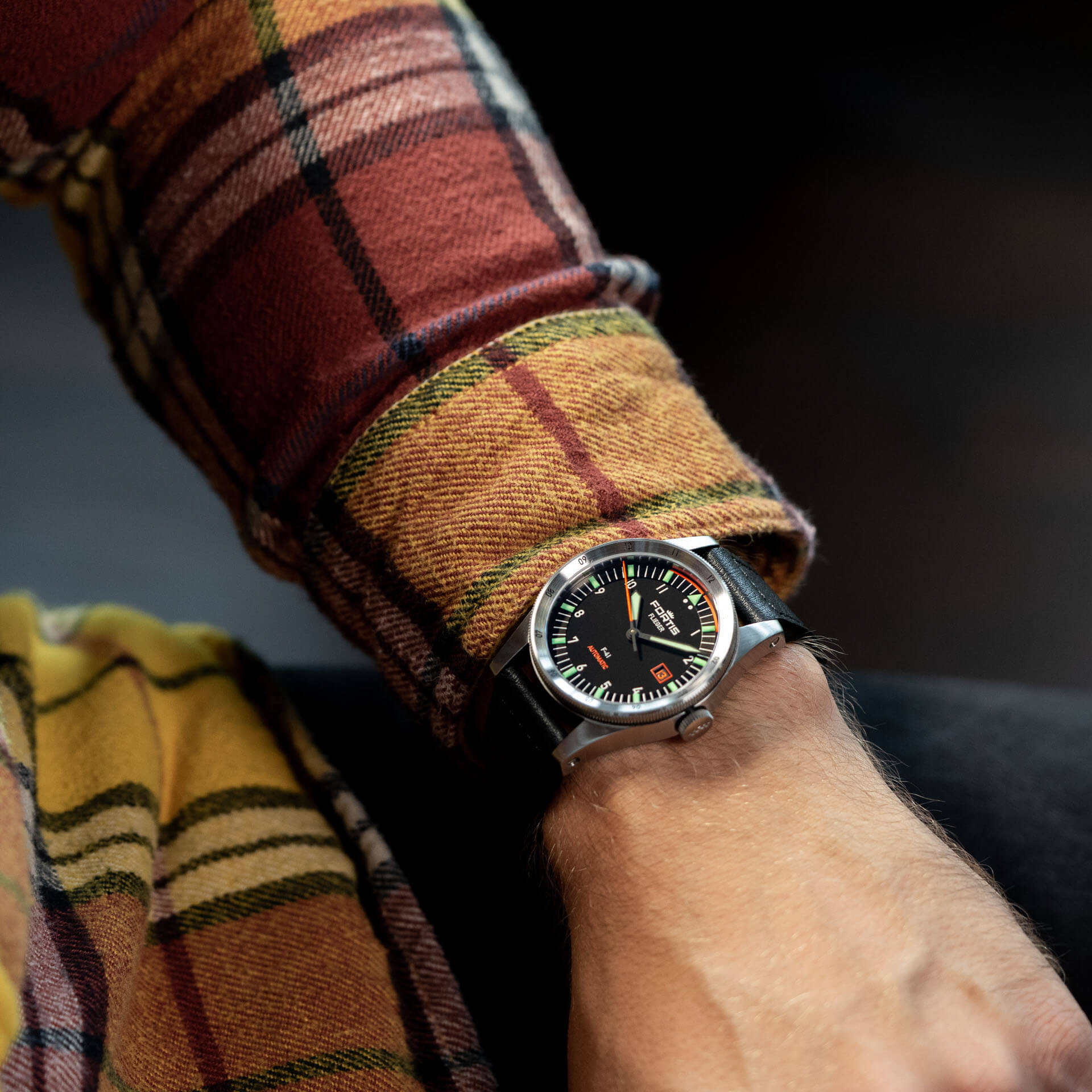 Fortis Flieger F-41 auf Lederband – Bild 7