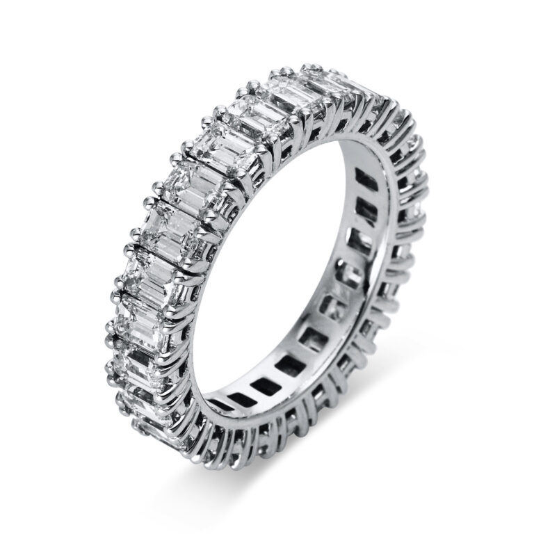 Ring 18 kt WG