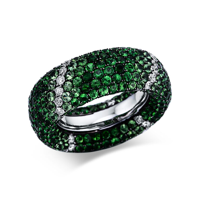 Ring 18 kt WG, Fassung teils schwarz rhodinie